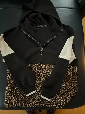 ZARA Kapuzenpullover