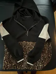 Vorschaubild 1 von Basic Damen Kapuzenpullover Hoodie Leopardenmuster Schwarz Gr. XS