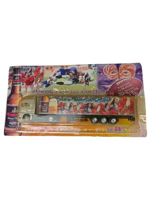 HENNINGER Spielzeugauto