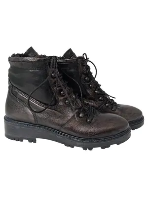 YKX & CO. Stiefelette