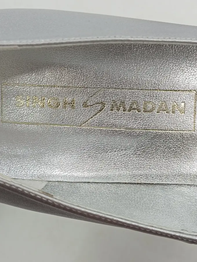 SINGH S. MADAN Pumps Bild 3