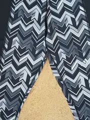 Vorschaubild 7 von Damen Leggings 3/4 Hose Zickzack Muster Gr. 30x32 Sport