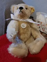 Vorschaubild 2 von Classic Teddybär 1989 Beige 33 cm Kuscheltier Knopf im Ohr