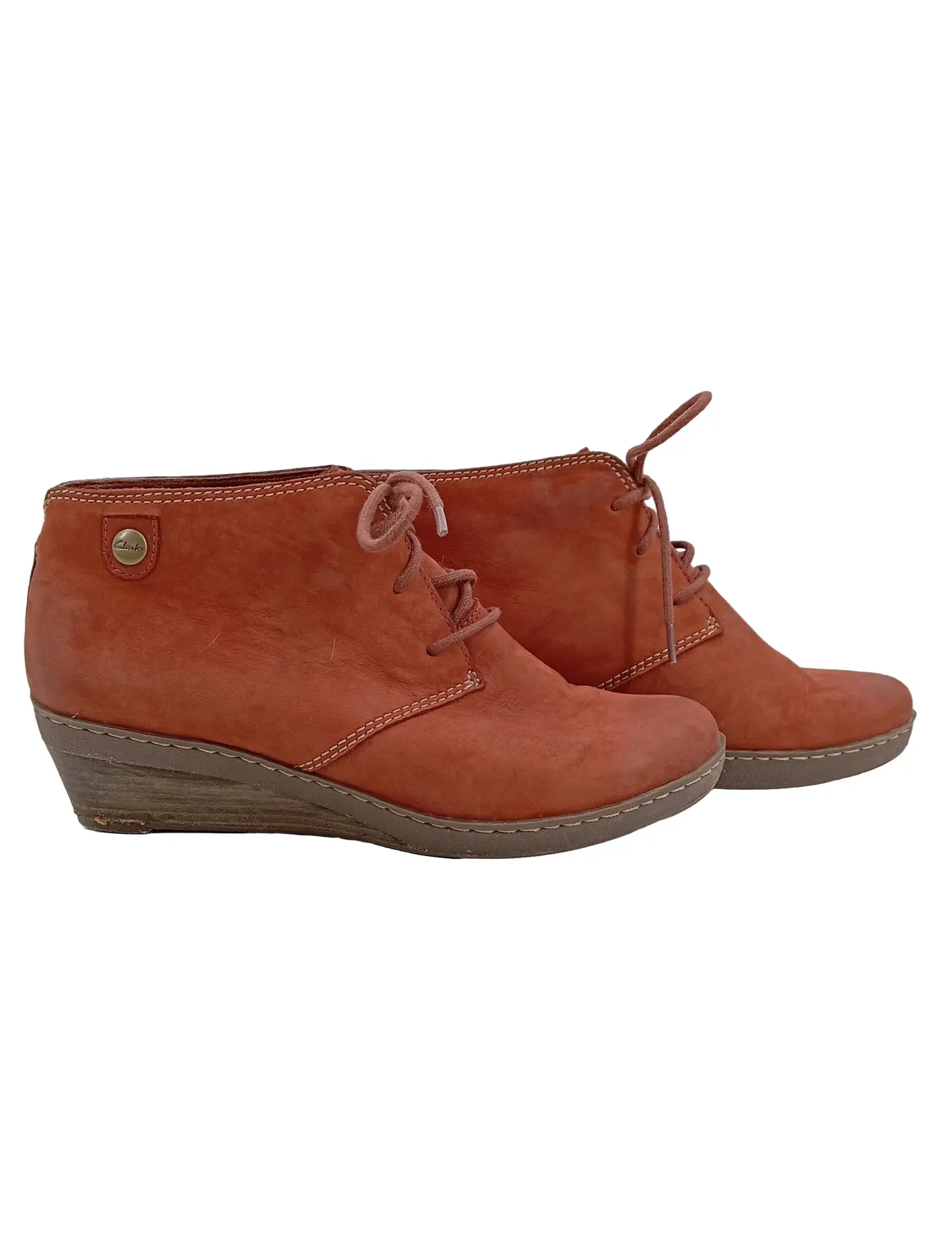 CLARKS Damen Stiefeletten Gr. 40 Orange Nubuk Leder Keilabsatz Schnürung
