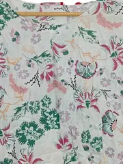 Vorschaubild 2 von Damen T-Shirt Gr. 38 M Blumenmuster Feminin Viskose Mehrfarbig