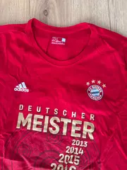Vorschaubild 2 von FC Bayern München Deutscher Meister T-Shirt Herren Rot Gr. 54/XXL