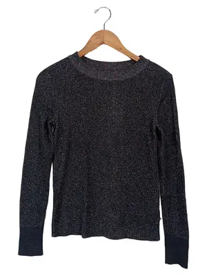 Q/S DESIGNED BY Pullunder