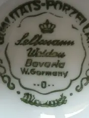 Vorschaubild 4 von Porzellan Vase bauchig floral Vogel 16cm weiß