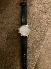 Vorschaubild 2 von Damenuhr Silber Strassbesatz schwarzes Lederarmband Multifunktion