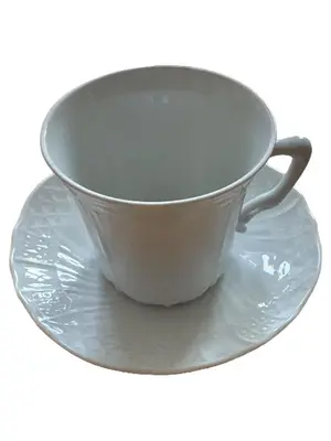 HUTSCHENREUTHER Tasse und Unterteller