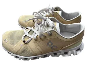 ON Sportschuhe