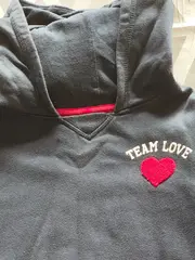 Vorschaubild 4 von Kinder Kapuzenpullover Gr. 140 Blau Casual Herz Applikation