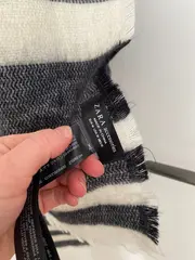 Vorschaubild 2 von Damen Schal M Mehrfarbig Gestreift Casual Polyacryl Fransen