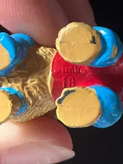 Vorschaubild 3 von Hund Figur Sportoutfit Gelb 3.5 cm Kinder Actionfigur Sammelfigur