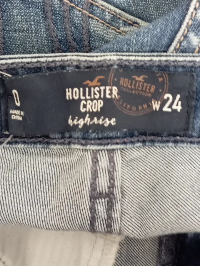 HOLLISTER Destroyed Jeans Bild 3