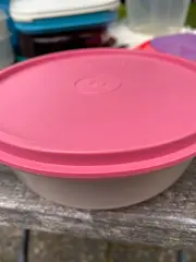 Vorschaubild 4 von Rührschüssel Pink Kunststoff 16cm Uni mit Deckel Praktisch