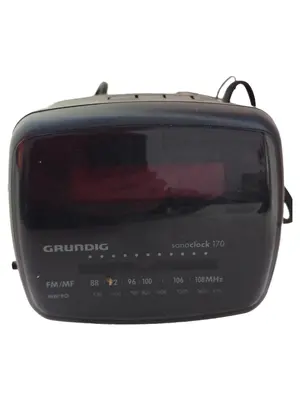 GRUNDIG Radiowecker