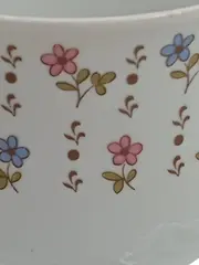 Vorschaubild 4 von Kaffeetasse mit Untertasse Bavaria Blumendekor Porzellan