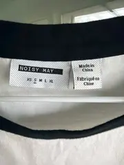 Vorschaubild 2 von Damen Top Shirt Gr. S weiß schwarz ärmellos Basic