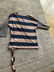 Vorschaubild 2 von Damen T-Shirt Gr. 38 Gestreift Blau Beige Knotensaum Casual