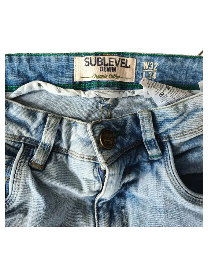 AUTHENTIC STYLE Destroyed Jeans Bild 3