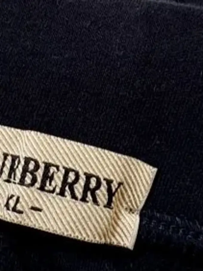 BURBERRY Shorts Bild 3