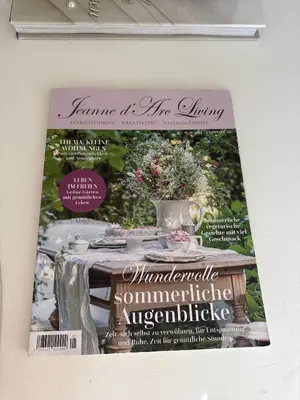 JEANNE D'ARC LIVING Zeitschrift