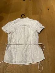 Vorschaubild 3 von Damen Bluse Kurzarm Weiß Gr. 34 XS Stickerei Lochmuster Baumwolle