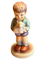 Vorschaubild 1 von Junge mit Lamm Figur Porzellan Kind Spielfigur Mehrfarbig 10cm
