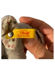 Vorschaubild 3 von Elefant Plüschtier Kuscheltier Grau mit Stern Knopf im Ohr