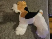 Vorschaubild 4 von Plüschtier Foxterrier Hund mit Knopf im Ohr 28 cm