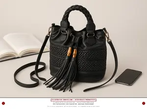 HALLHUBER Umhängetasche