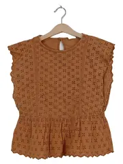 Vorschaubild 1 von Mädchen Bluse Lochstickerei Gr. 134 Braun Rüschen Sommer