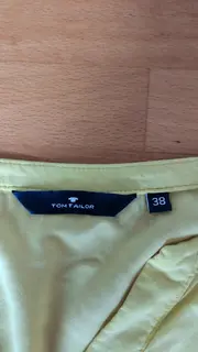 Vorschaubild 5 von Damen T-Shirt Bluse Gr. 38/M Gelb V-Ausschnitt Casual