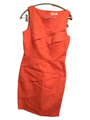 CALVIN KLEIN Etuikleid