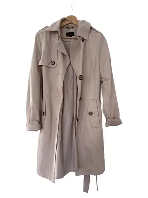 COMMA, Trenchcoat