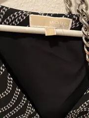Vorschaubild 2 von Etuikleid Damen Gr. L Ketten-Muster V-Ausschnitt Schwarz