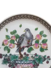 Vorschaubild 4 von Sammelteller Waldtaube Oktober Porzellan Vogel Blumen 10cm