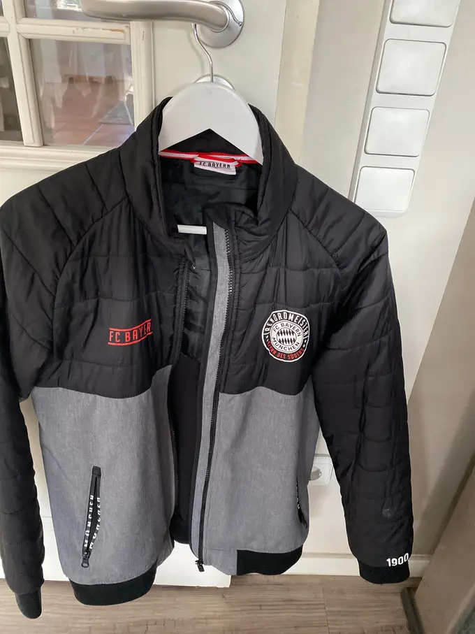 FC BAYERN MÜNCHEN Steppjacke Bild 2