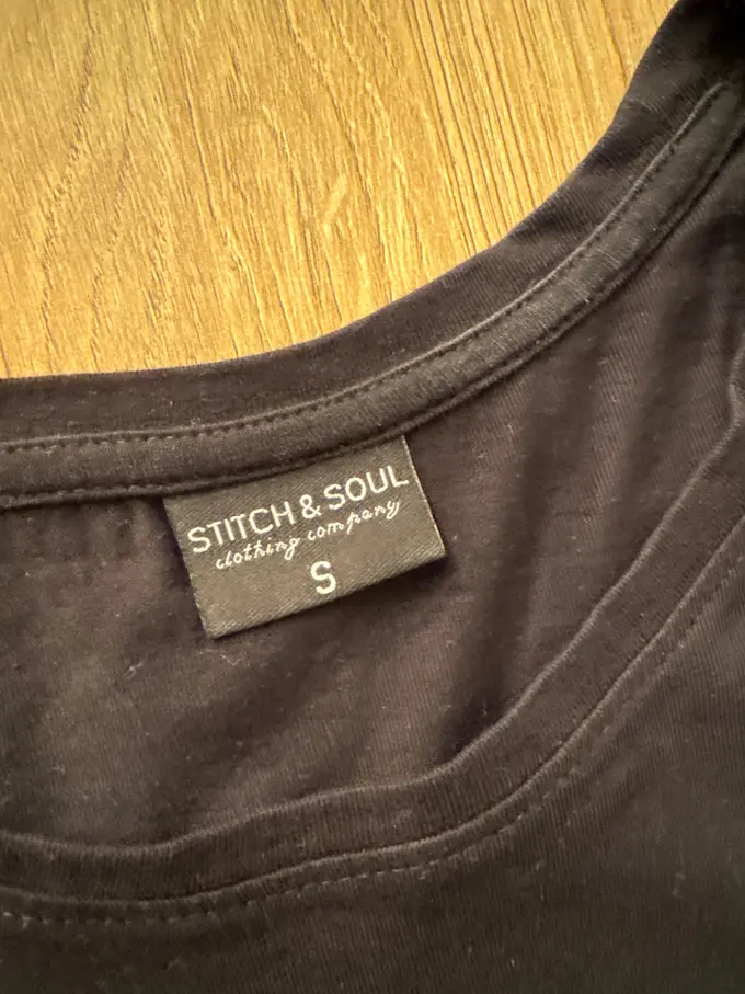 STITCH & SOUL T-Shirt Bild 3
