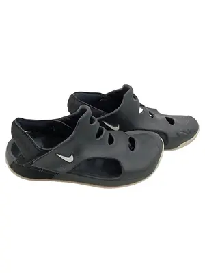 NIKE Sandalen