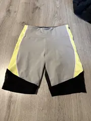 Vorschaubild 3 von Damen Sport Shorts Radlerhose Grau Gelb Schwarz Gr. XS