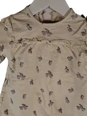 Vorschaubild 2 von Baby Mädchen Langarmshirt Gr. 68 Beige Kirschenmuster Rüschen