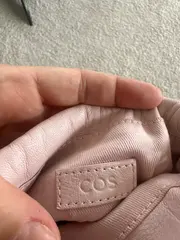Vorschaubild 2 von Damen Beuteltasche Rosa Leder Mini Crossbody Bag Minimalistisch