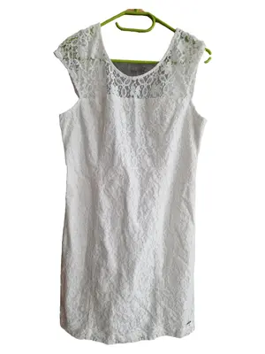 HOLLISTER Spitzenkleid