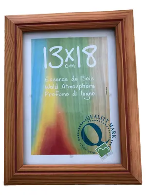 BUBOLA & NAIBO Bilderrahmen