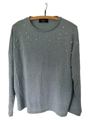 SISTERS POINT Sweatshirt