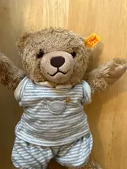 Vorschaubild 2 von Teddybär Kuscheltier Schlafanzug gestreift Beige 25cm