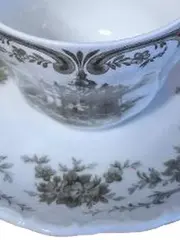 Vorschaubild 2 von Bavaria Kaffeetasse mit Untertasse Porzellan Blumendekor