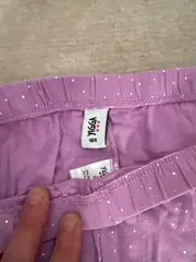 Vorschaubild 3 von Mädchen Capri Leggings Lila mit Punkten Gr. 164